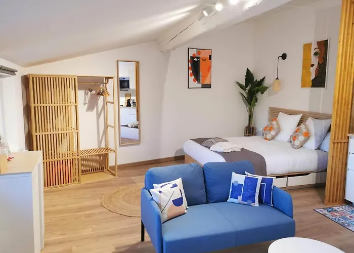Arles Holiday - Le Refuge