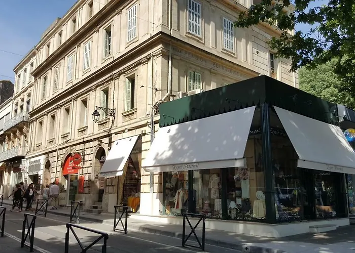 By Gwen - Le Jaures